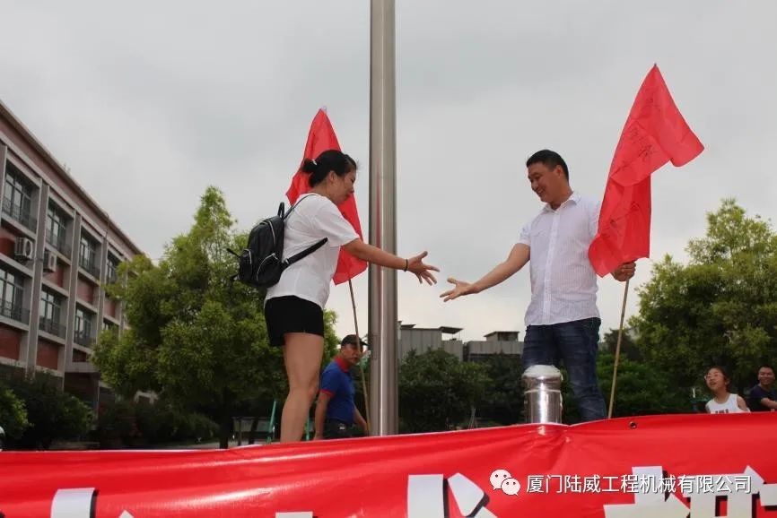 标杆员工│“实”在人——甄远涛_赢天堂